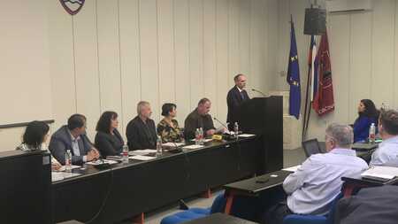 Skupna izredna seja občinskih svetov kraških občin; Vir: Občina Sežana